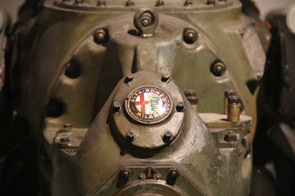 Alfa Romeo - один из символов Милана, начинала с построения двигателей для самолетов